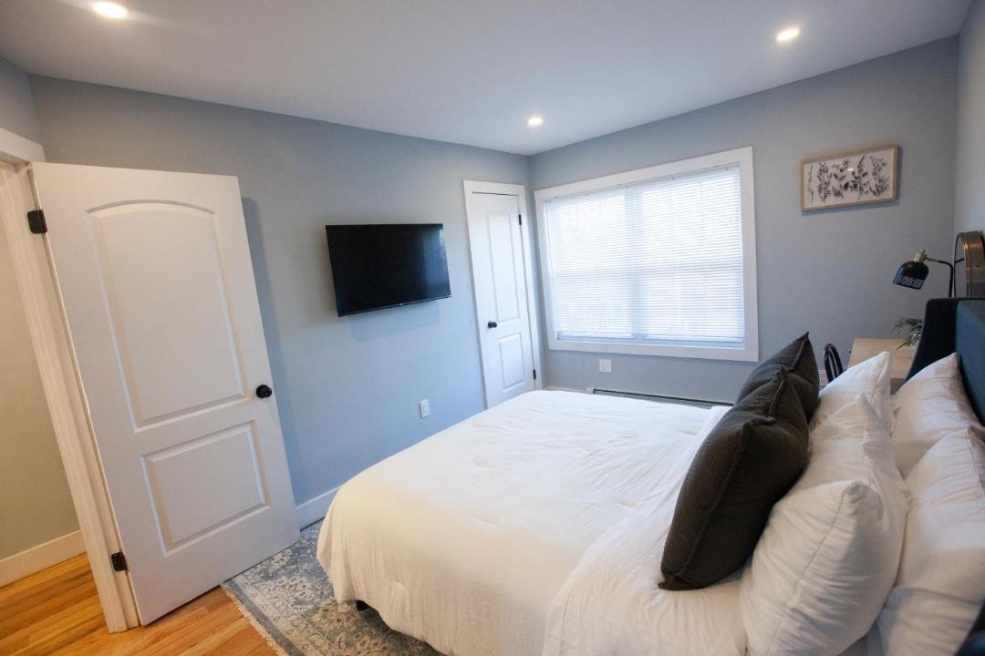 Photo of Bedroom in South Jamaica