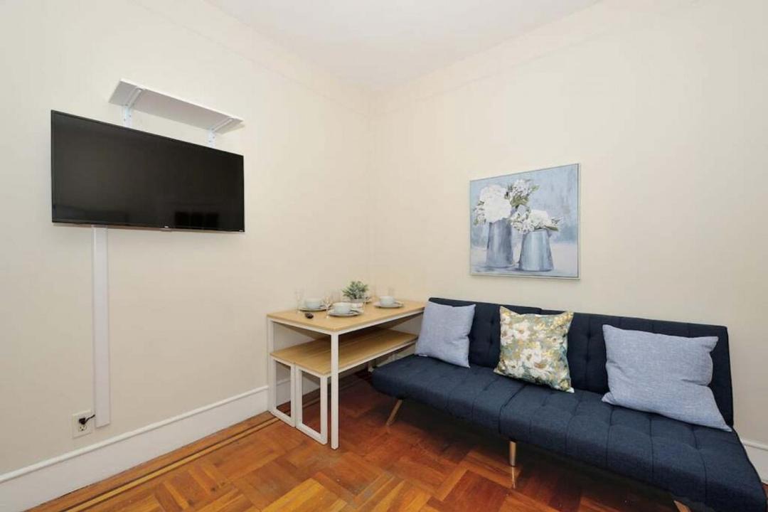 Photo of Livingroom in Upper East Side