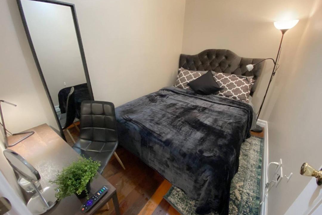 Photo of Bedroom in Manhattan Valley