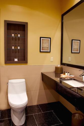 Photo of Bathroom in Mott Haven