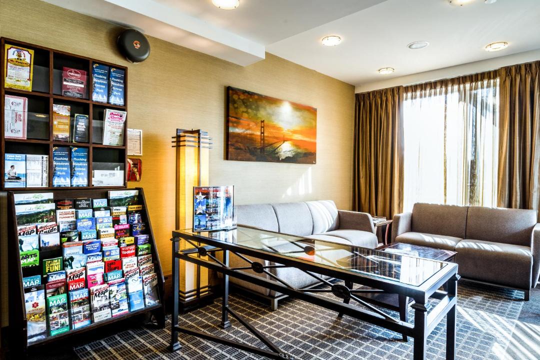 Photo of Livingroom in Queens