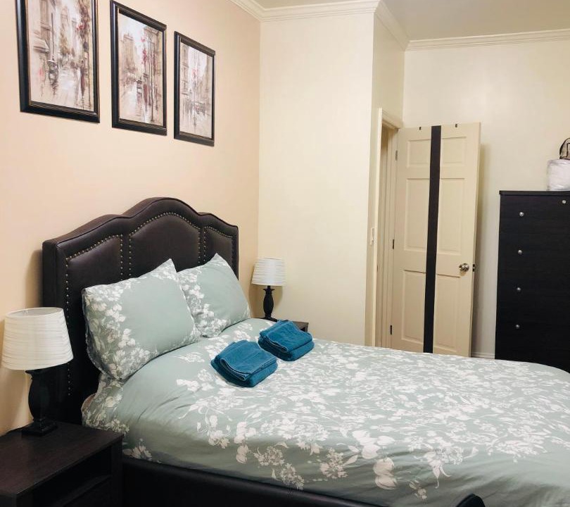 Photo of Bedroom in Central Park South