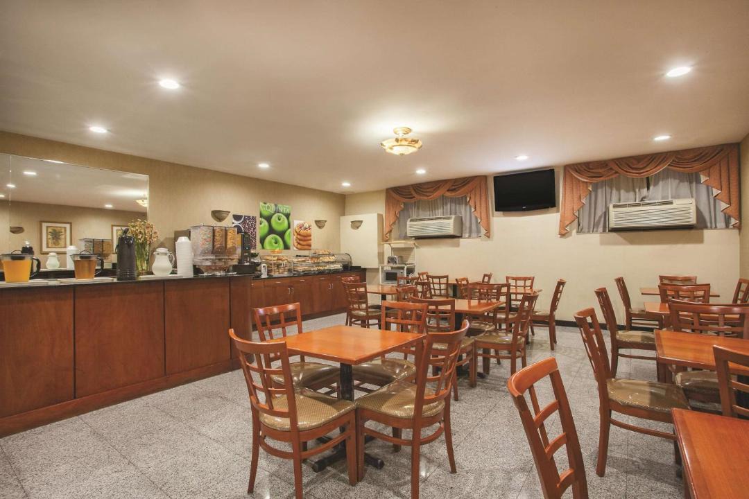 Photo of Livingroom in Queens