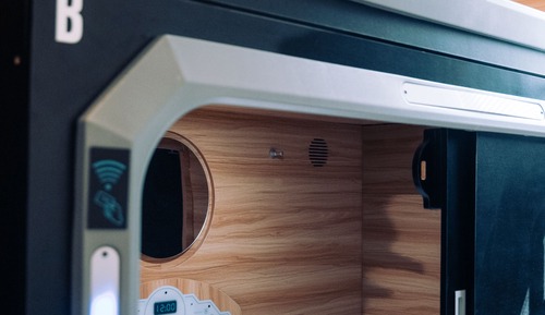 Single Bed in Deluxe 6-Bed Female Dormitory Room (Private Shower)
