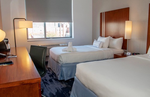Gowanus Hotel | Fairfield Inn & Suites by Marriott New York Brooklyn