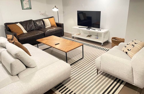 Ditmas Park Apartment | One Bedroom Suite by Prospect Park and B/Q Express Trains