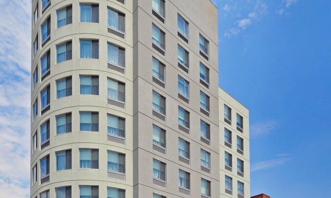Gowanus Hotel | Fairfield Inn & Suites by Marriott New York Brooklyn